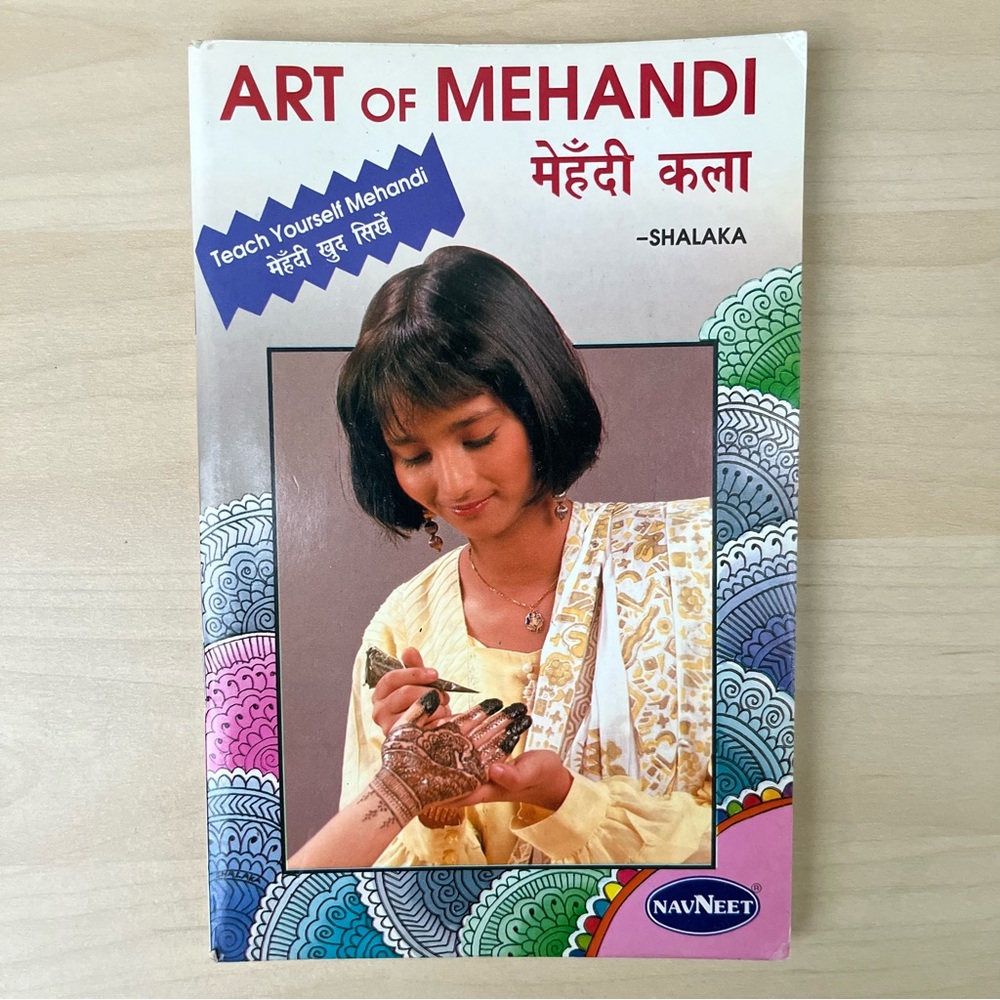 Art of Mehandi Book by Shalaka